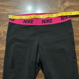 Nike women’s capris